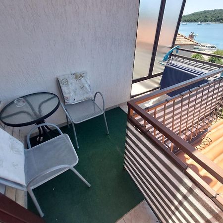 Apartmani Vukovic Kaprije Exteriör bild