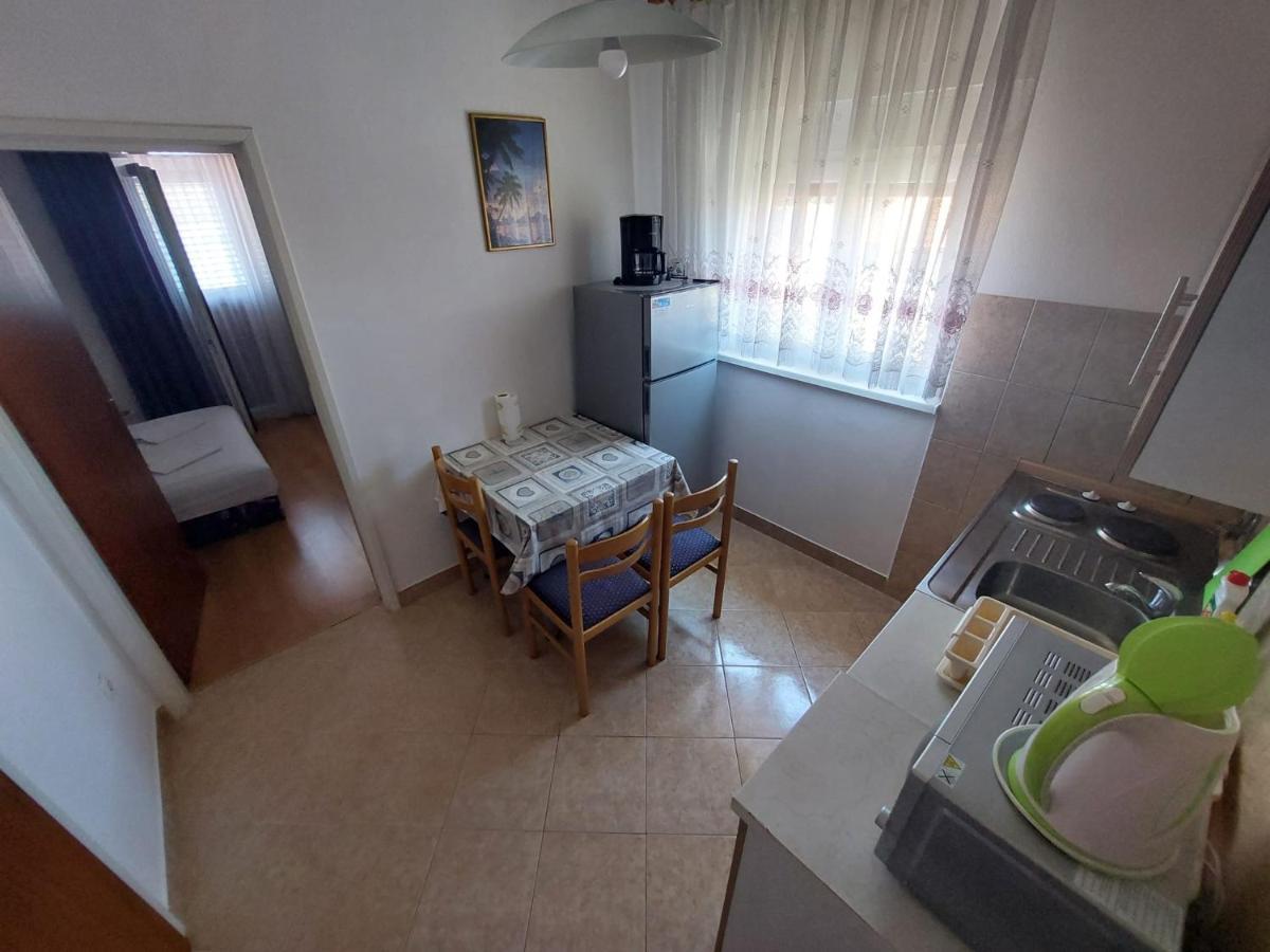 Apartmani Vukovic Kaprije Exteriör bild