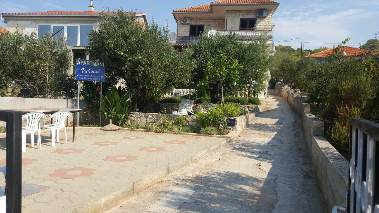 Apartmani Vukovic Kaprije Exteriör bild